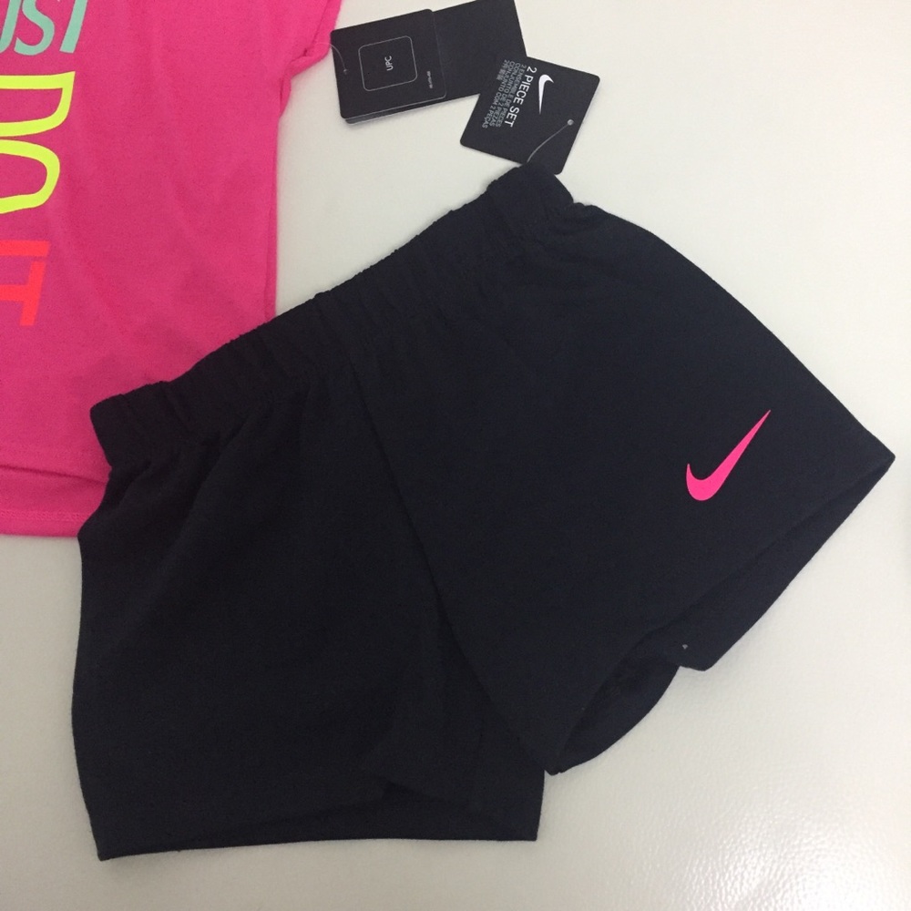 Nike Cute Pink Shorts Set Top Girl 6217 - Picture 3 of 5
